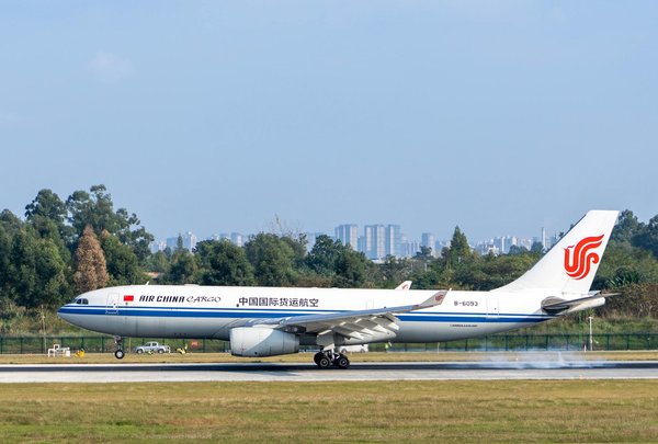 Un mariage inoubliable au domaine de la tuilière à saint maximin